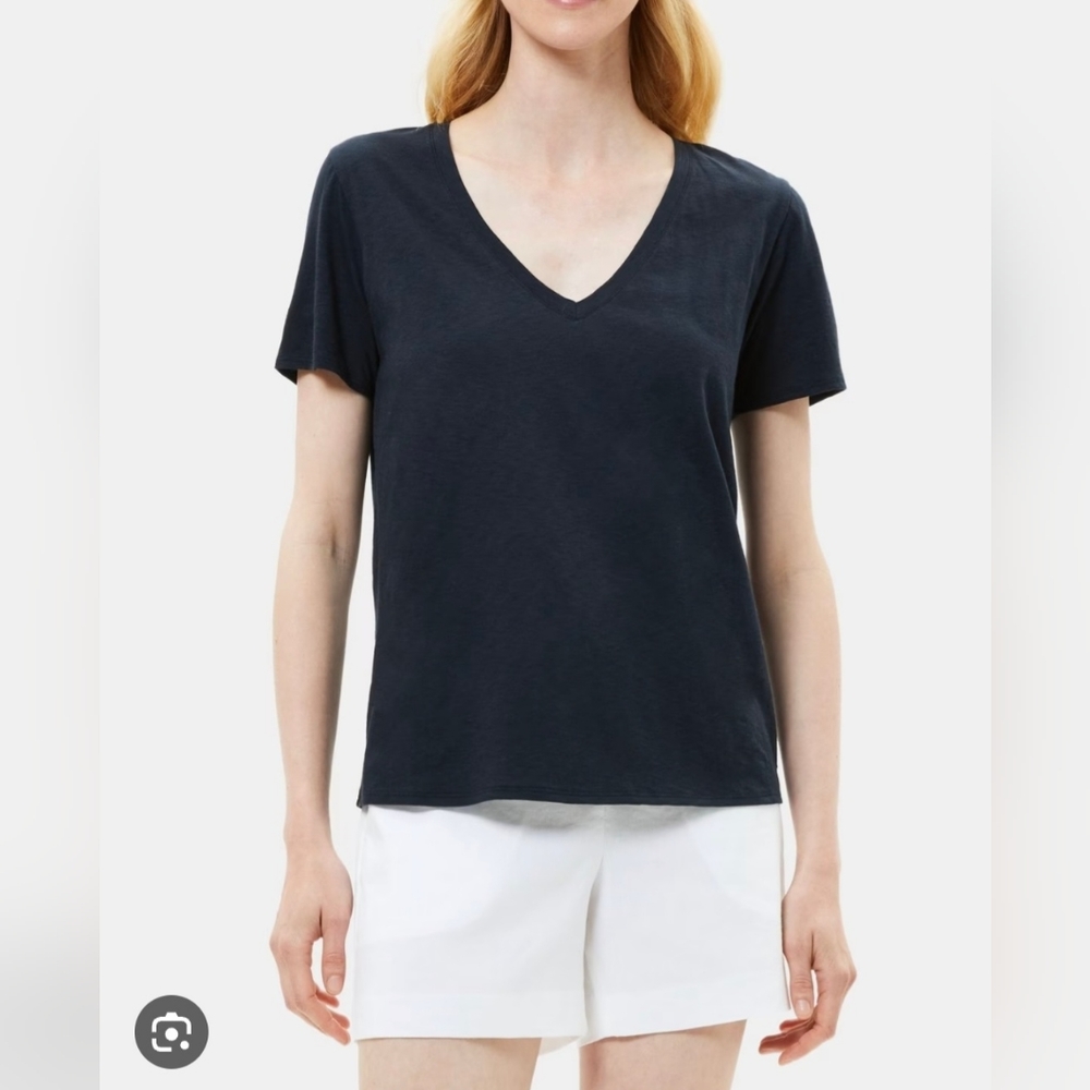 Theory V neck t-shirt